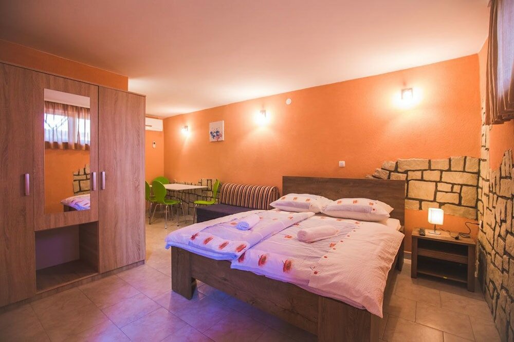 Фото Apartments Sanic 518