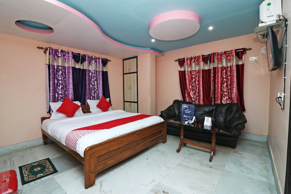 Фото Oyo 16627 Xpress Inn