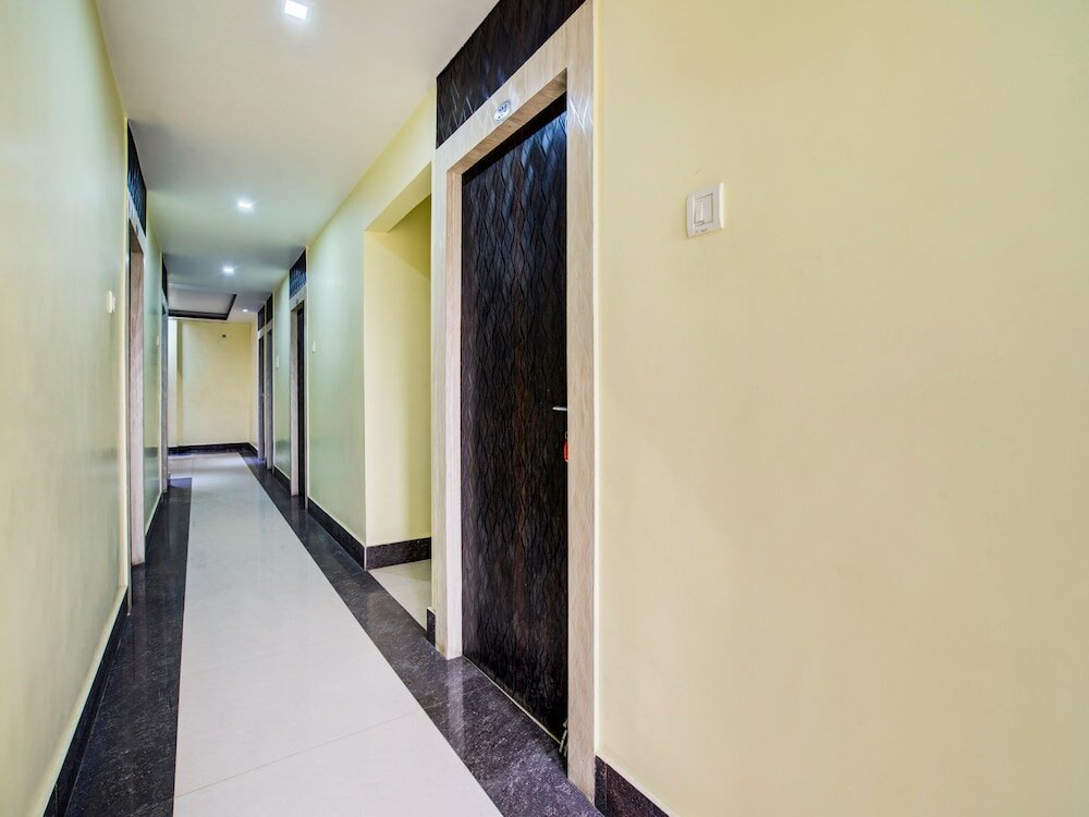 Фото Oyo 26889 Hotel Shree Vishnu Regency