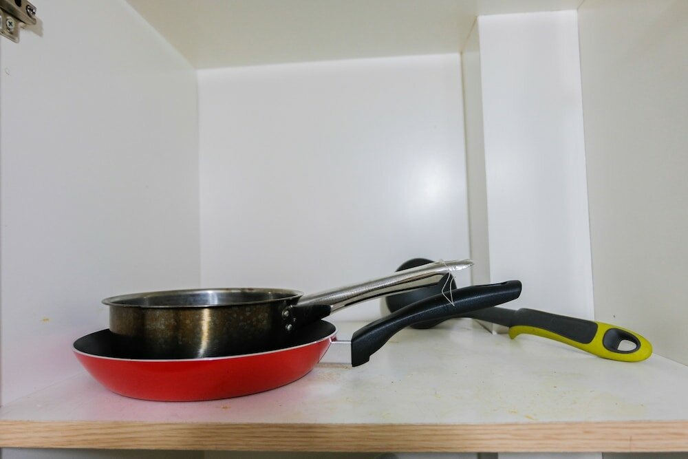 Фото Minimalist Studio Room Great Western Apartment