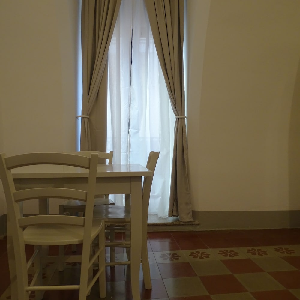 Фото Le Finestre Su Porta Carrese - Luxury Rooms & Suites