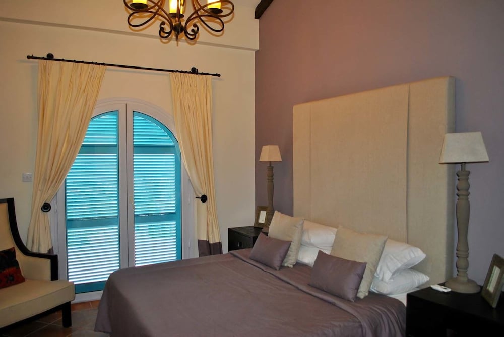 Фото Villa Alex by Amy Villas