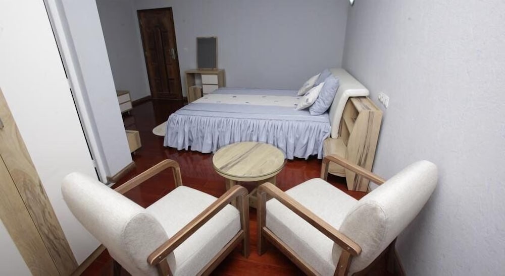 Фото Red Island Inn