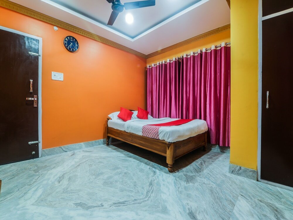 Фото Oyo 17180 Danni's