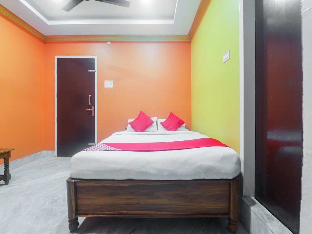 Фото Oyo 17180 Danni's