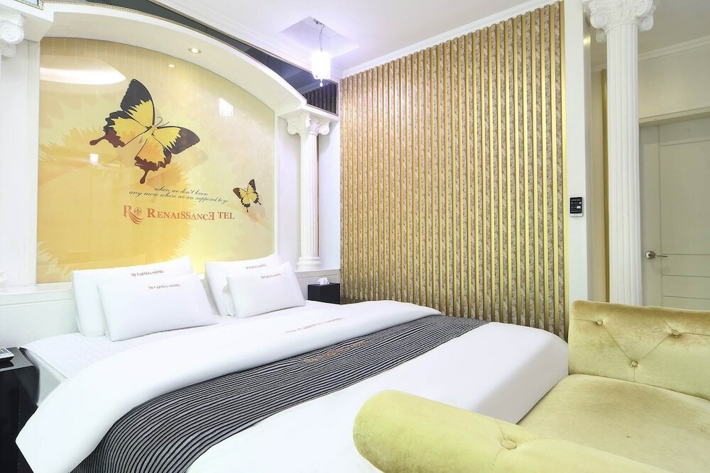 Фото Renaissance Hotel