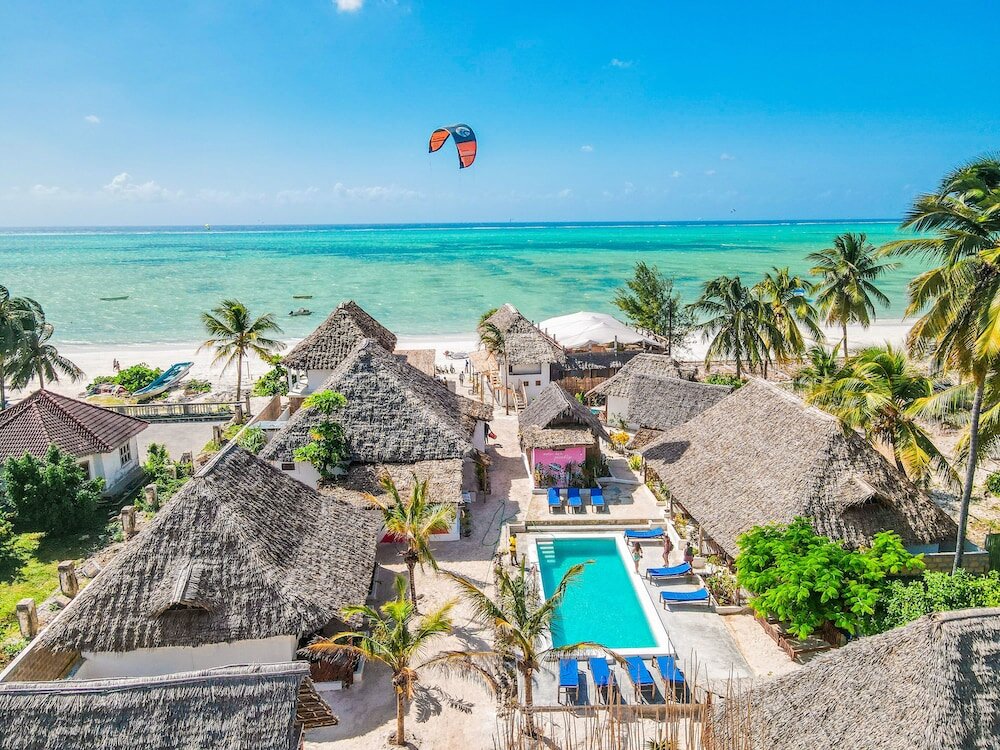 Фото Ananda Beach Hotel