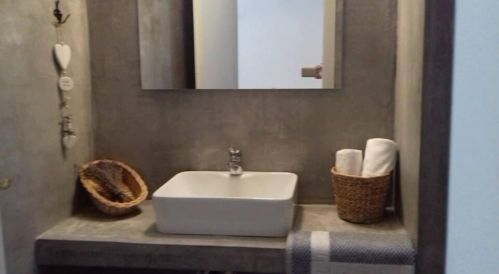 Фото Elea Koundouros