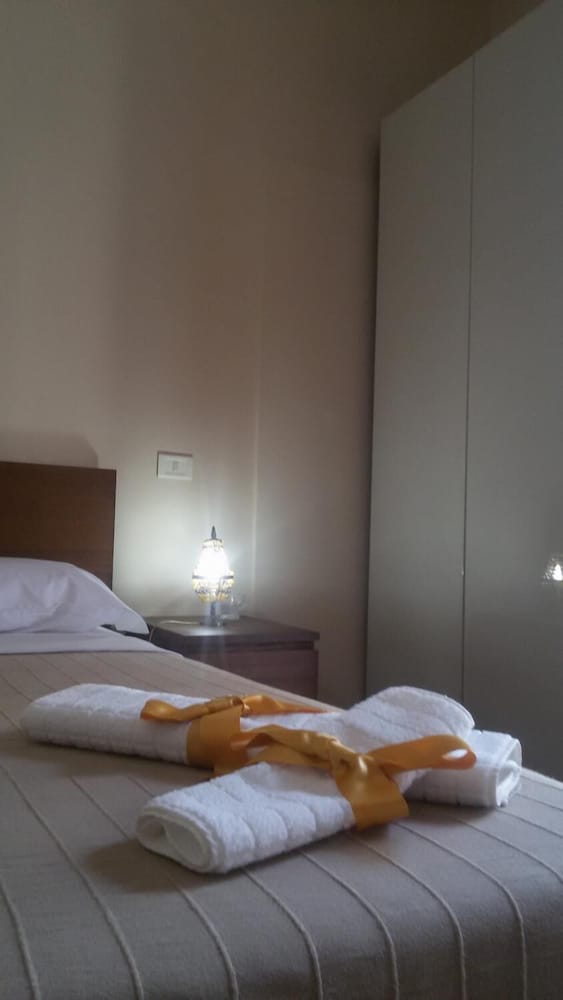 Фото Guest House Le Ginestre Dell'Etna