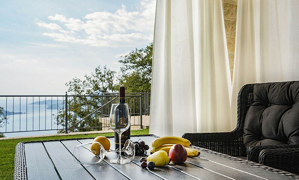 Фото Oak Leaf Residences