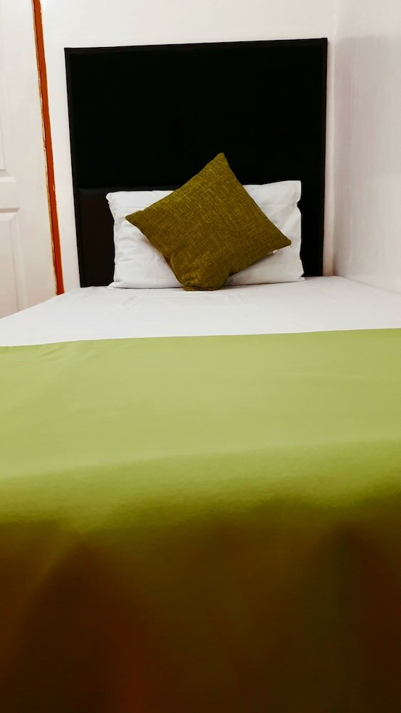 Фото GardenPod Hostel & Café