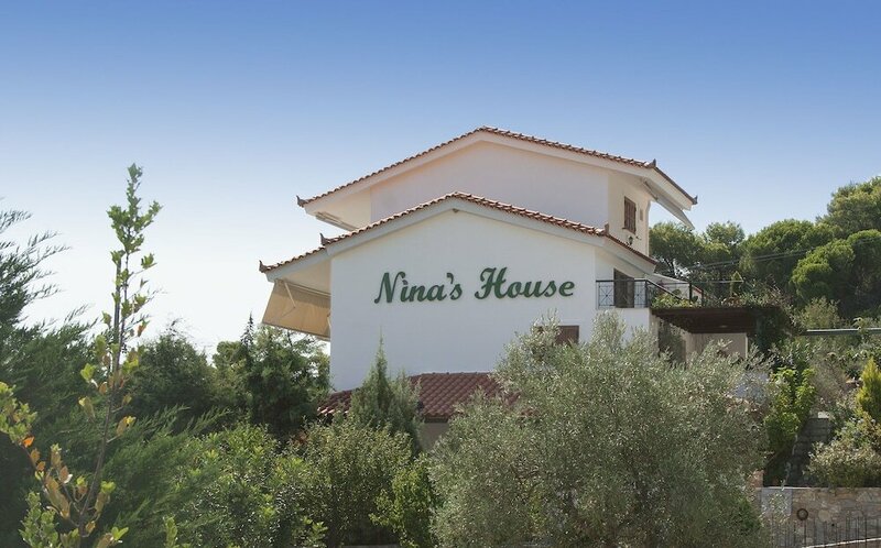 Гостиница Nina's House