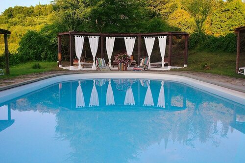 Гостиница Agriturismo La Striscia в Ареццо