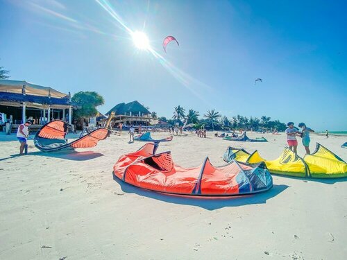 Гостиница Ananda Beach Hotel