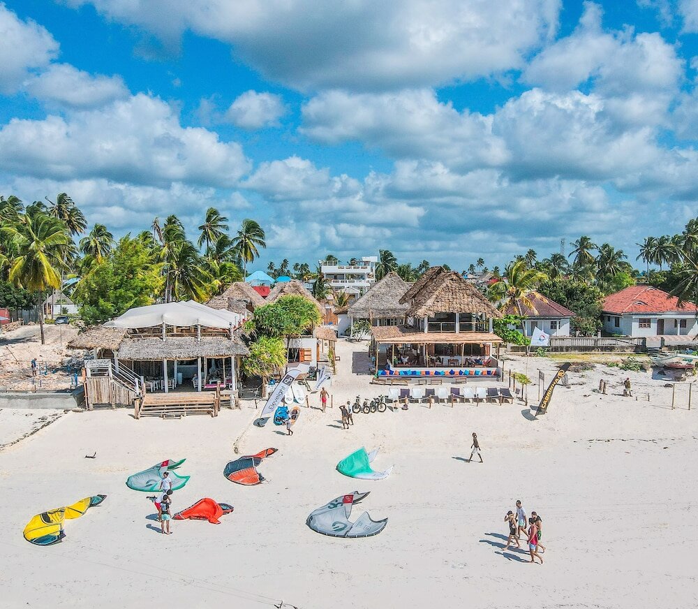 Фото Ananda Beach Hotel