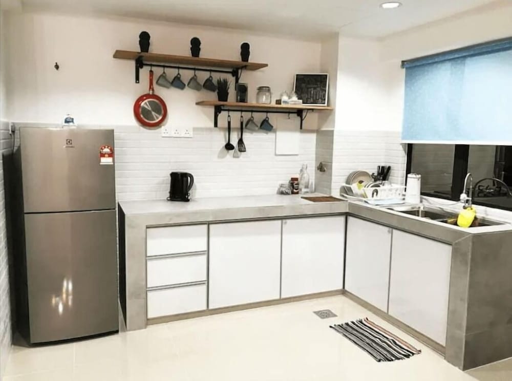 Фото Desa Kiara Cozy Condo by Sync