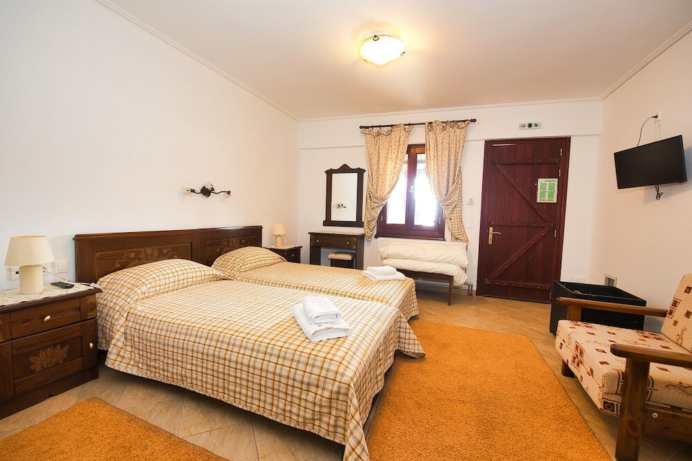 Фото Anemoessa Traditional Village Hotel