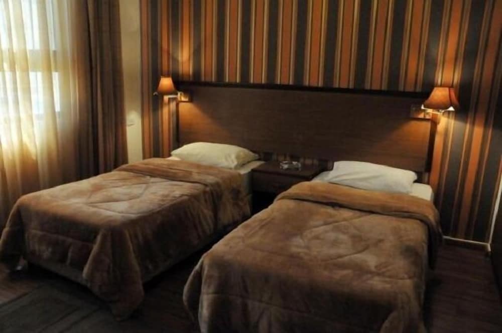 Фото Golden Palace Hotel Apartments