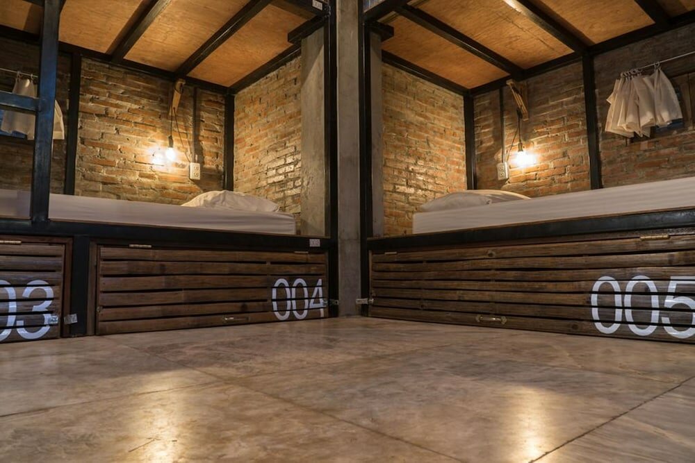 Фото The Flying Fish Hostel