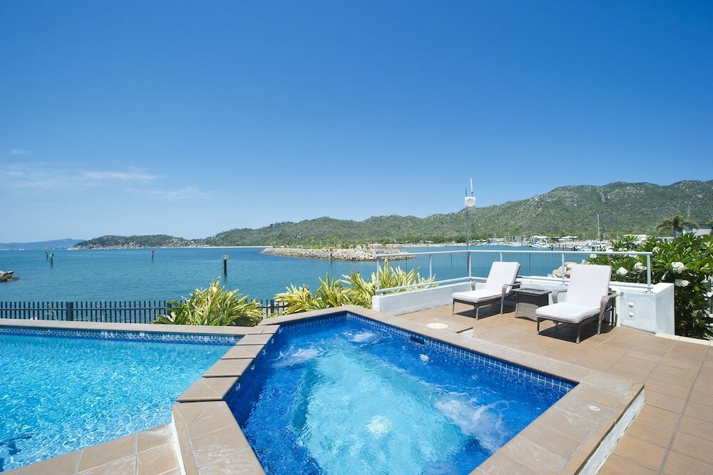 Фото 1 Bright Point Apartment 5101