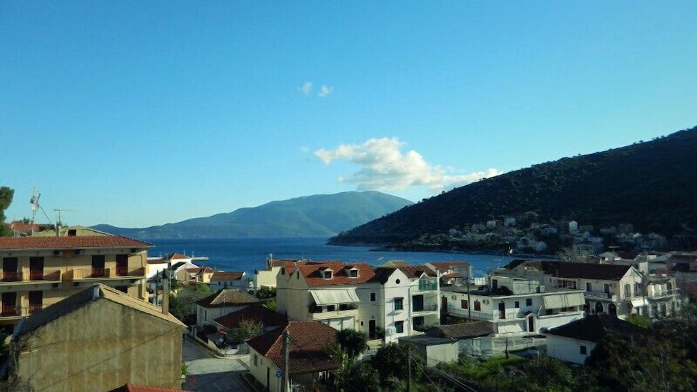 Фото Logaras Apartments