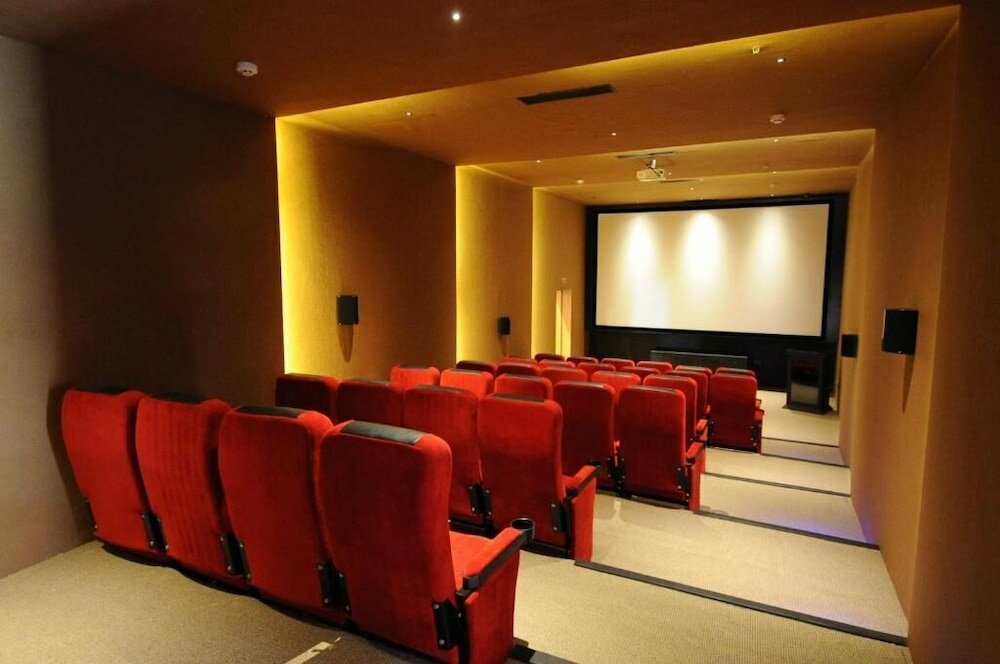 Фото Gulmohar Greens - Golf & Country Club