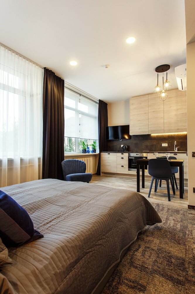 Фото Апартаменты Old Town Trio