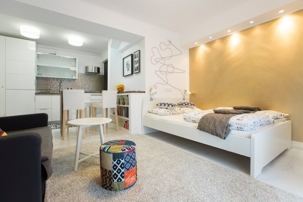 Фото Witty Please & Bardot