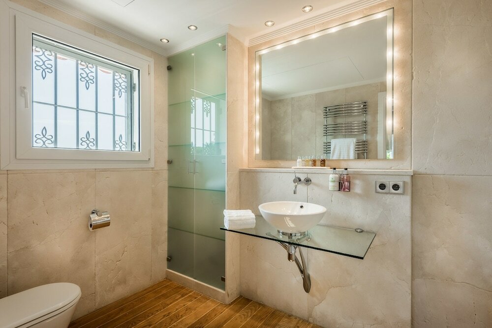 Фото The Residence by Beach House Marbella