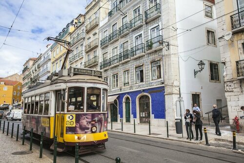 Lisbon Inn Bica Suites