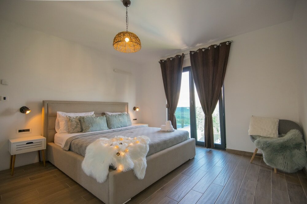 Фото Holiday House Luxury