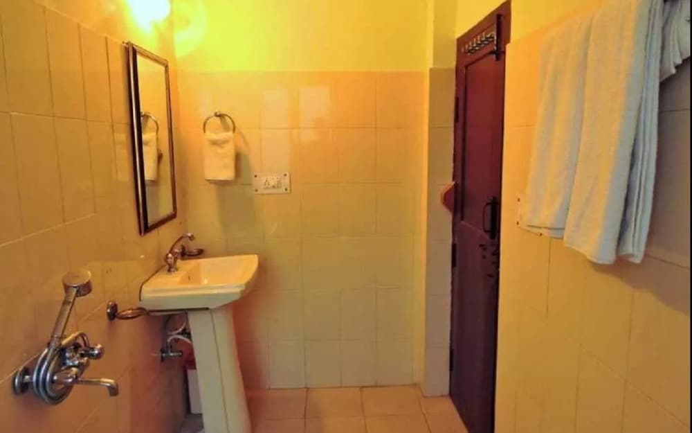 Фото Sahaj Hotel