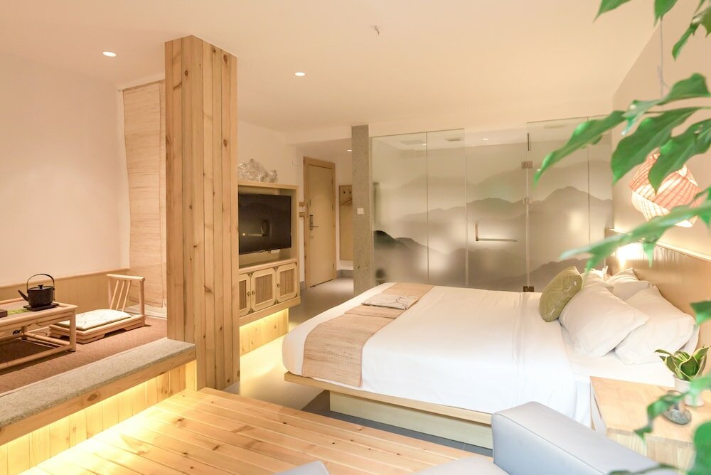 Фото Zen Tea House Elephant Trunk Hill Park