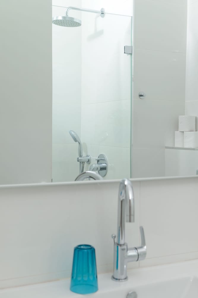 Фото Herzel beach apartment