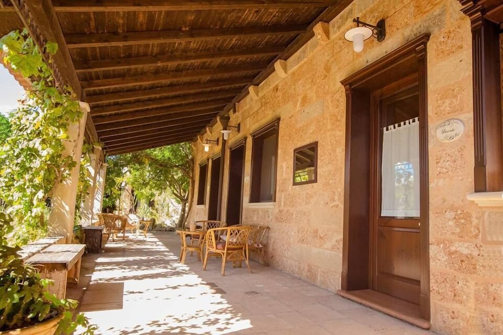 Фото Masseria Borgo del Gallo