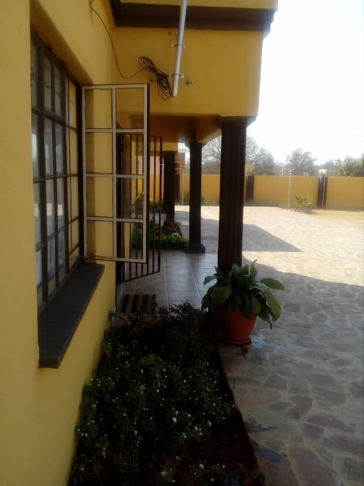 Фото Best Inn Hotel