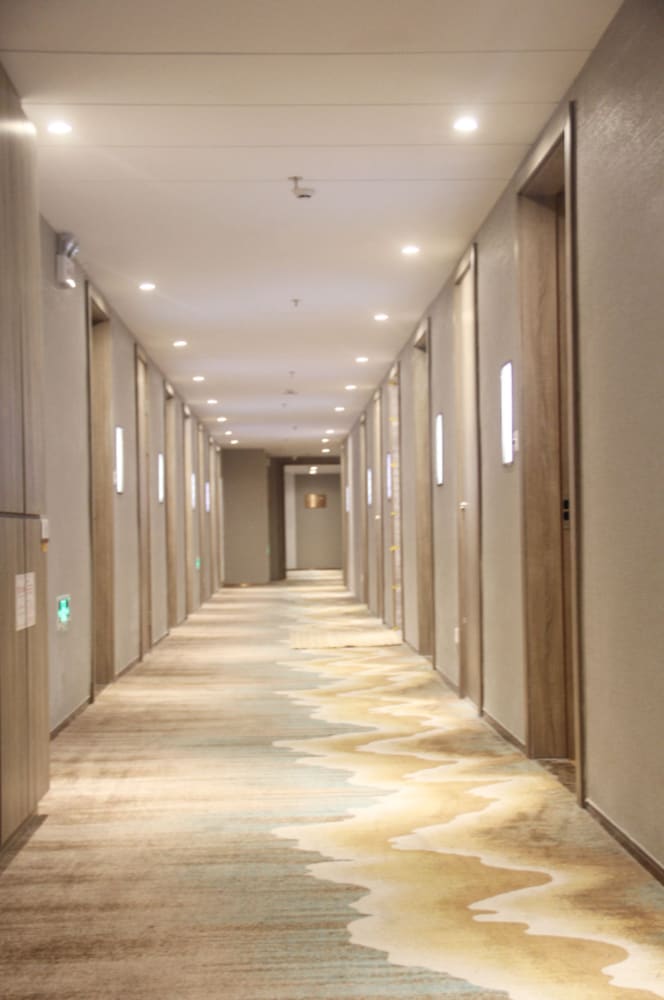 Фото Golden Central Hotel Shenzhen