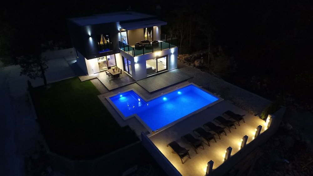 Фото Holiday House Luxury