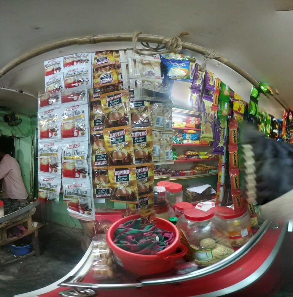 Фото Tahabi Shoe Store