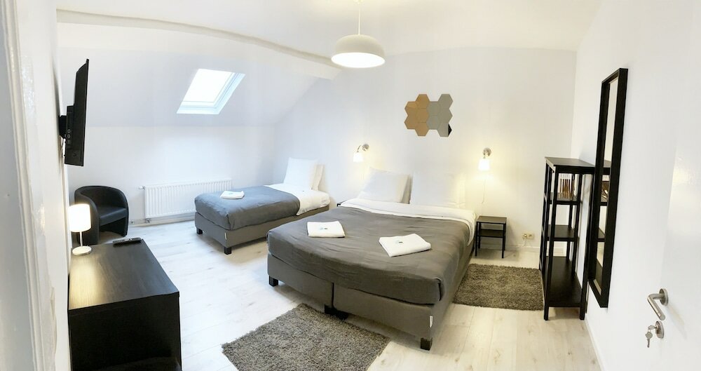 Фото The Hive Rooms