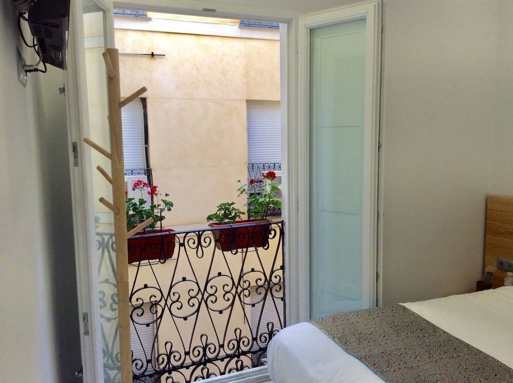 Фото Hostal Palacio Luna