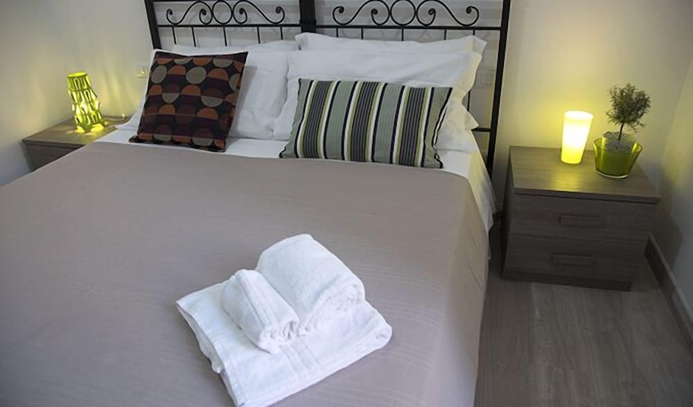 Фото Grandis Rooms