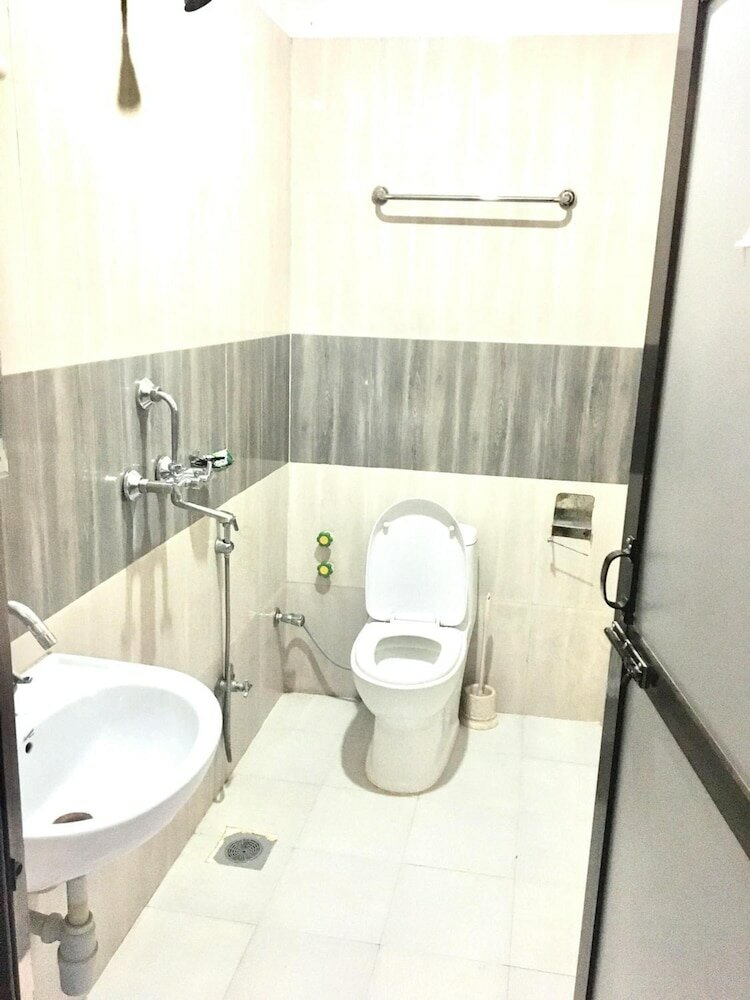 Фото Hotel Suramma