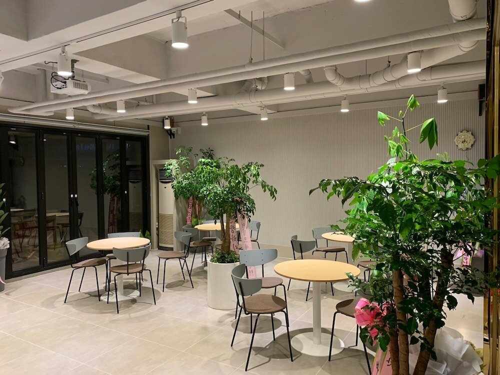 Фото Brown Dot Hotel Geoje