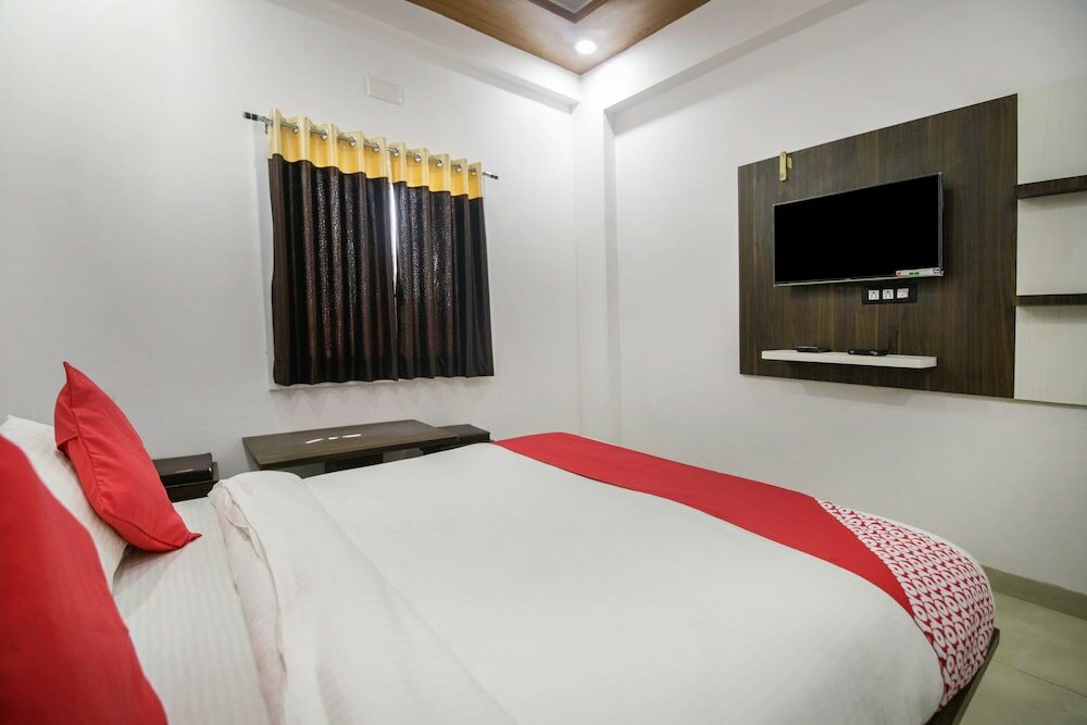 Фото Oyo 25084 Hotel Jai Hind