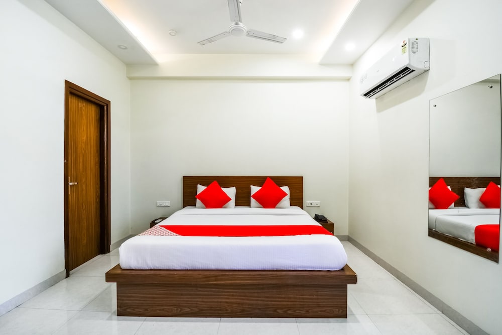 Фото Oyo 22204 Mark Inn