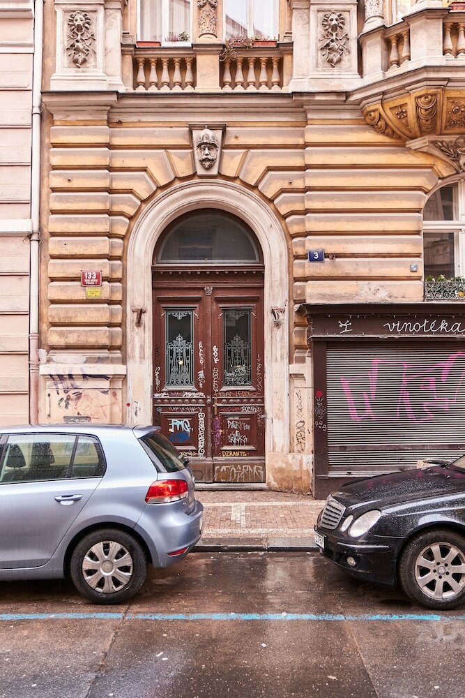 Фото MOODs Charles Bridge