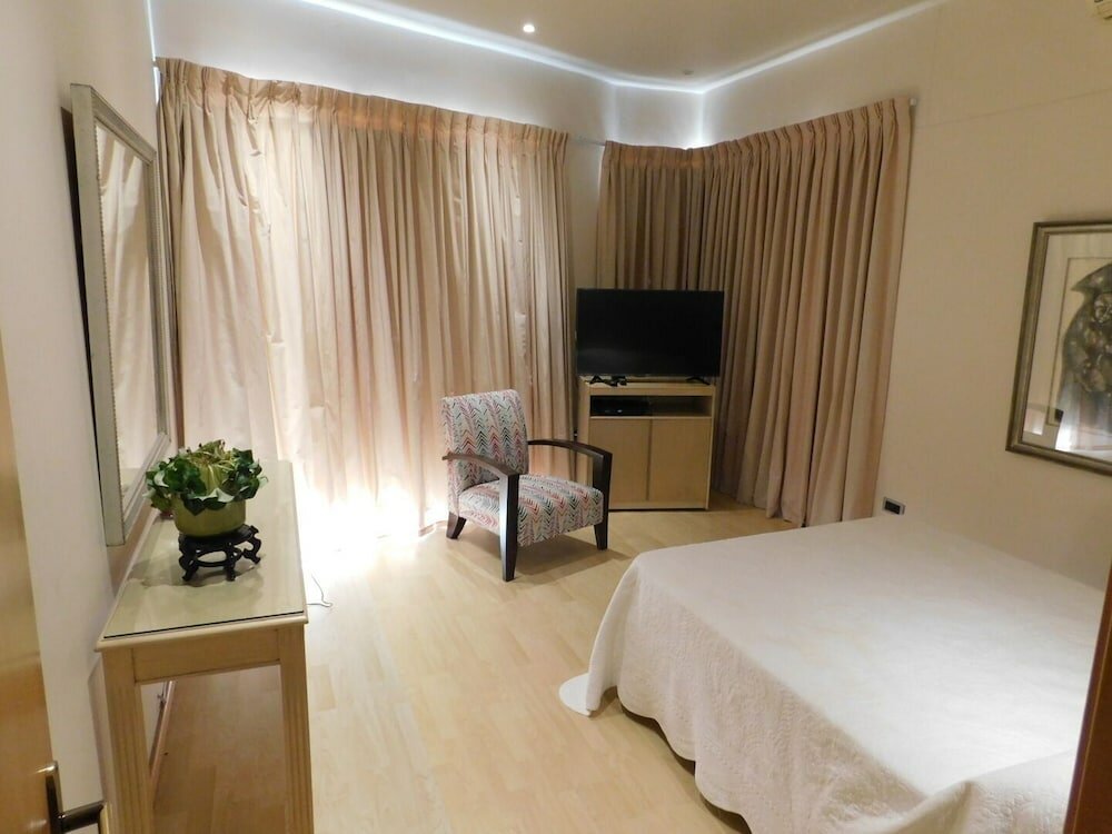 Фото 32 Top Road Fresnaye