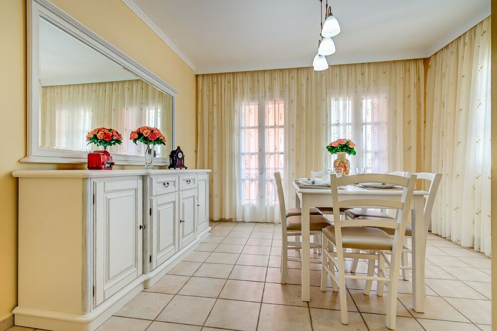 Фото Casa di Elena Venetian Old Town Home