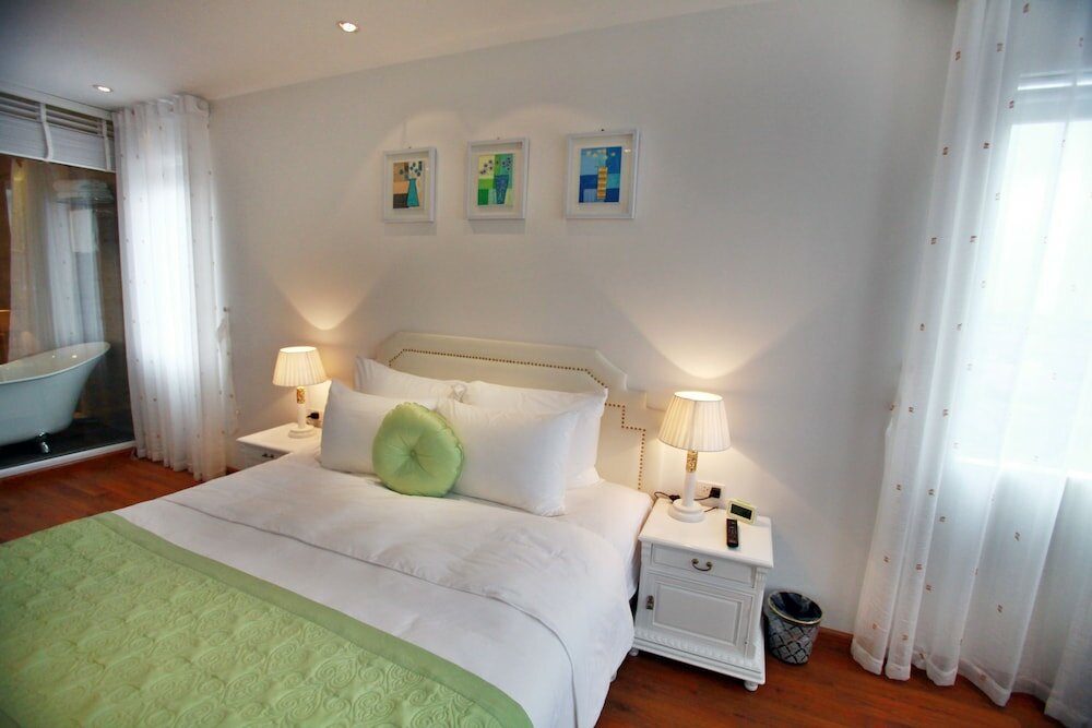 Фото Mercury Central Hotel Hanoi